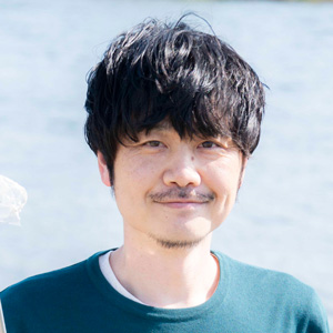 国府田 利光
